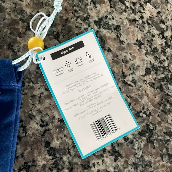 NWT Bombas Sherpa Lined Toddler Gripper Slippers in Celeste - Picture 2 of 4